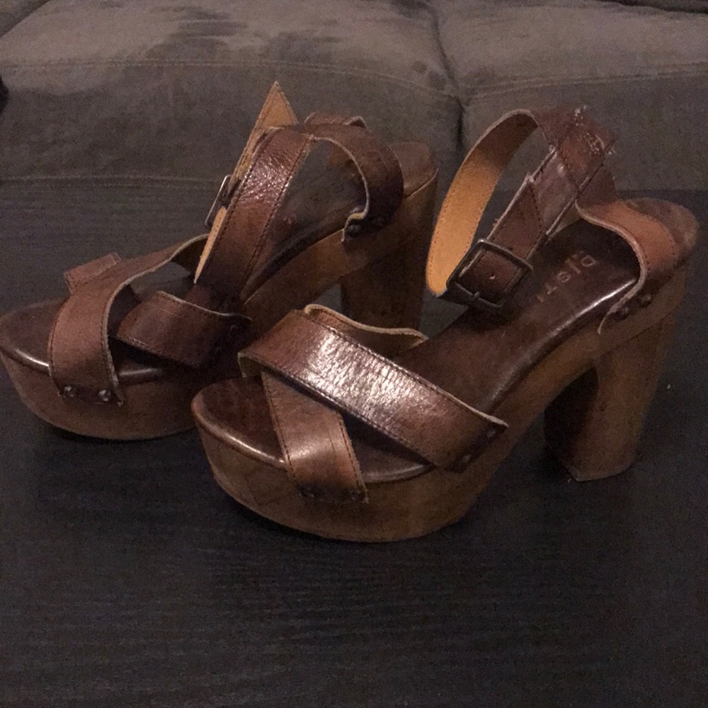 BED STU Platform sandals